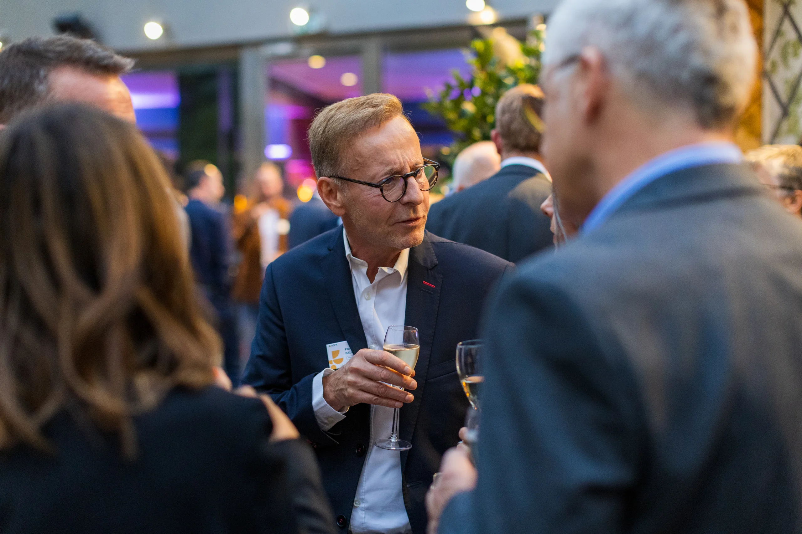 Dîner de gala de prestige corporate, ambiance feutrée
